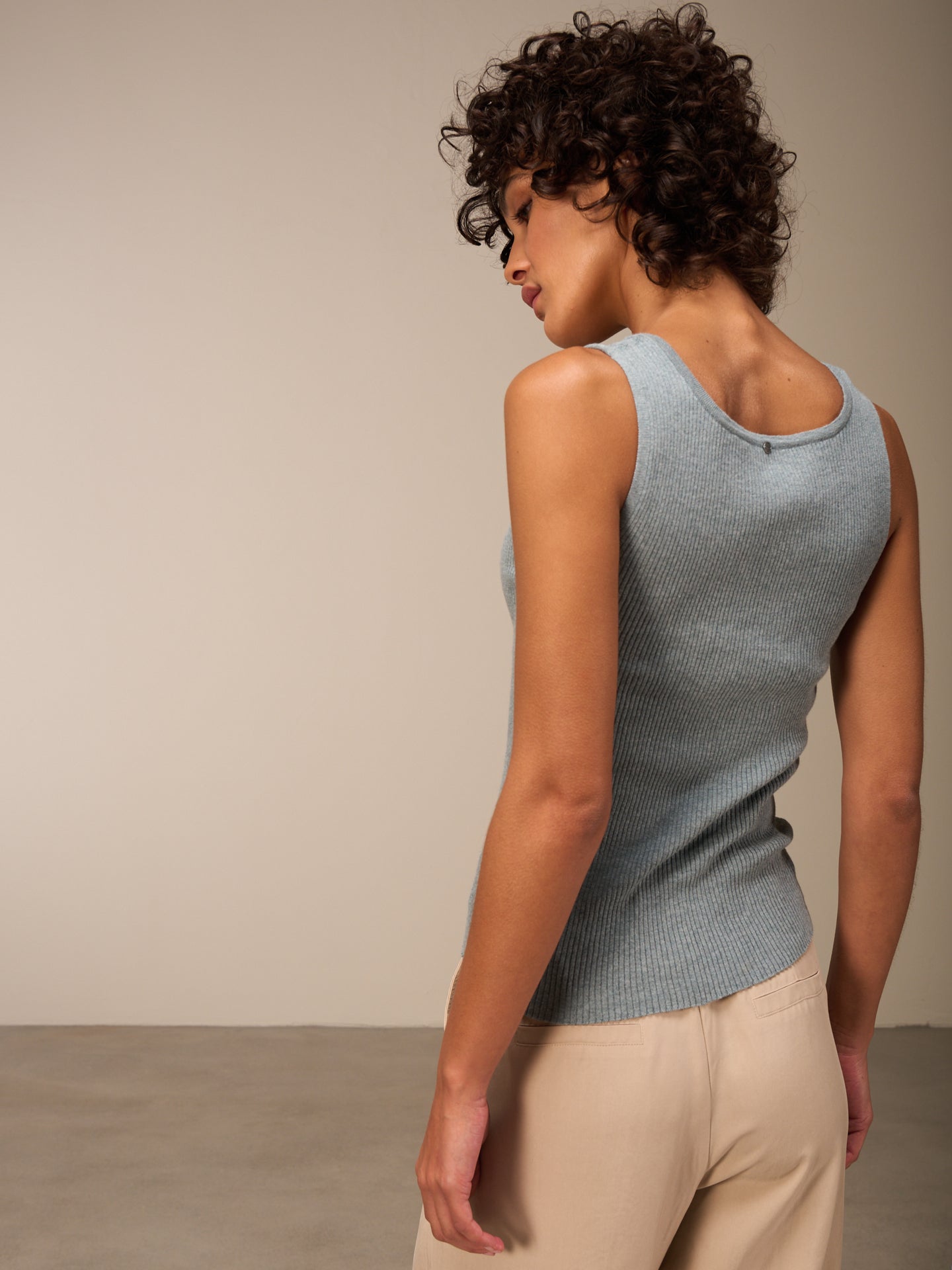 Knit top