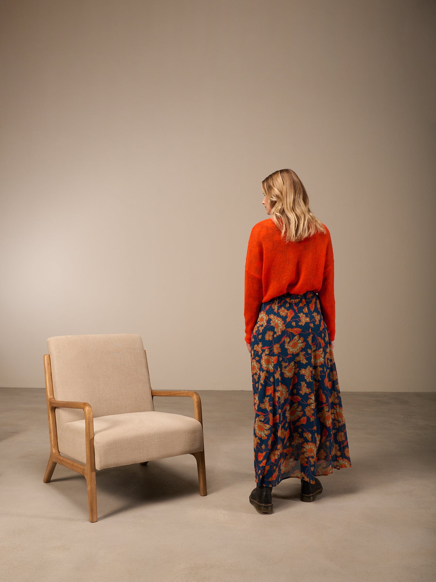 Skirt with elastic waistband