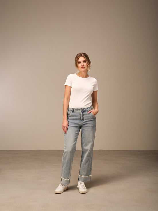 Straight-leg trousers