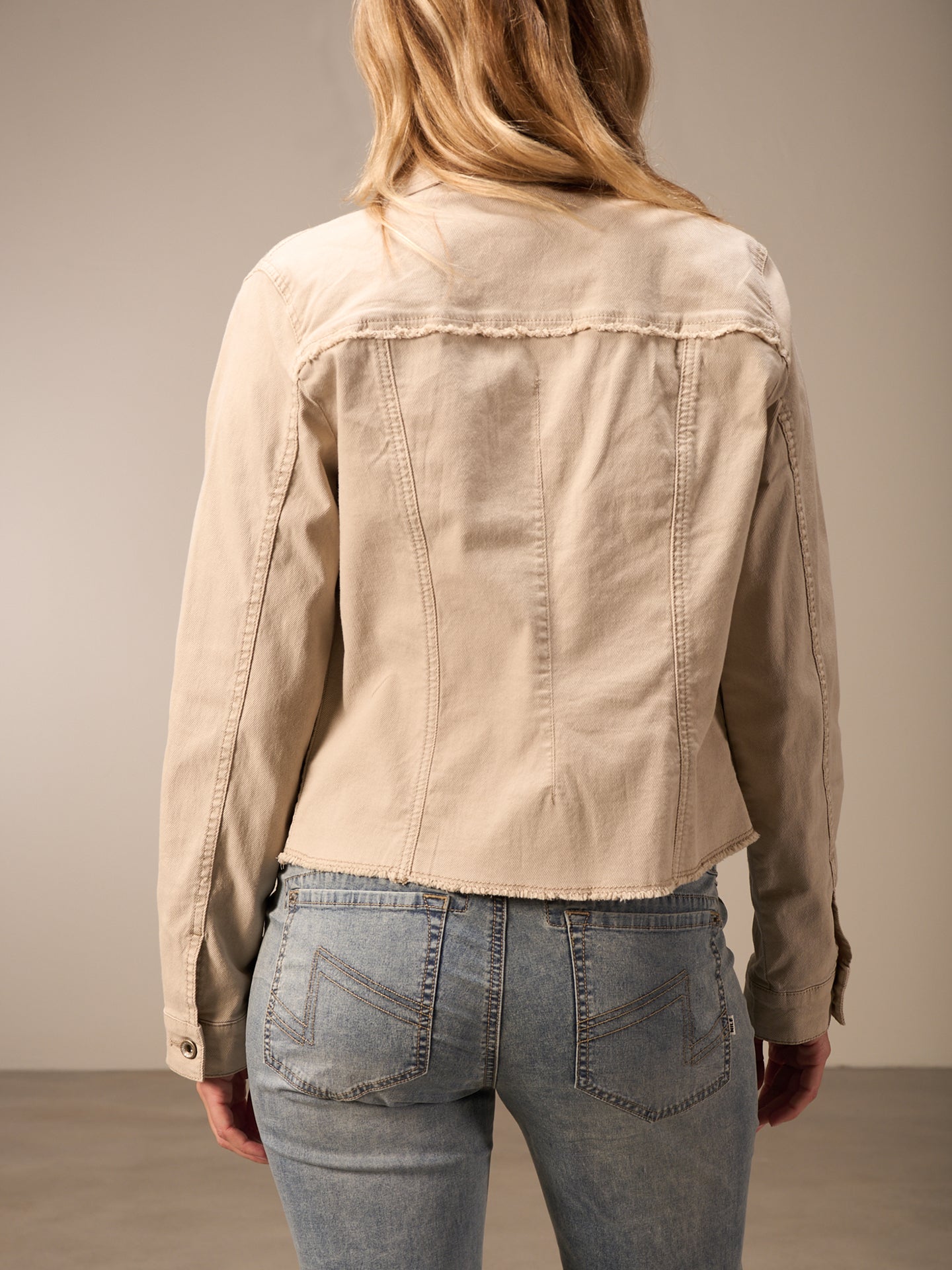 Light jacket