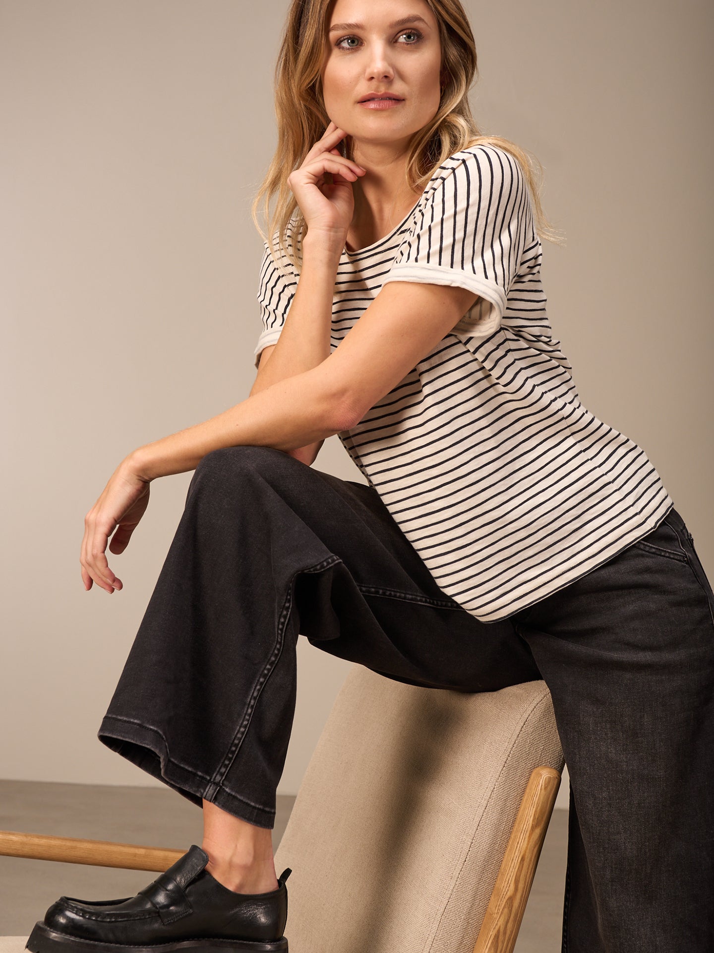 Short-sleeved shirt