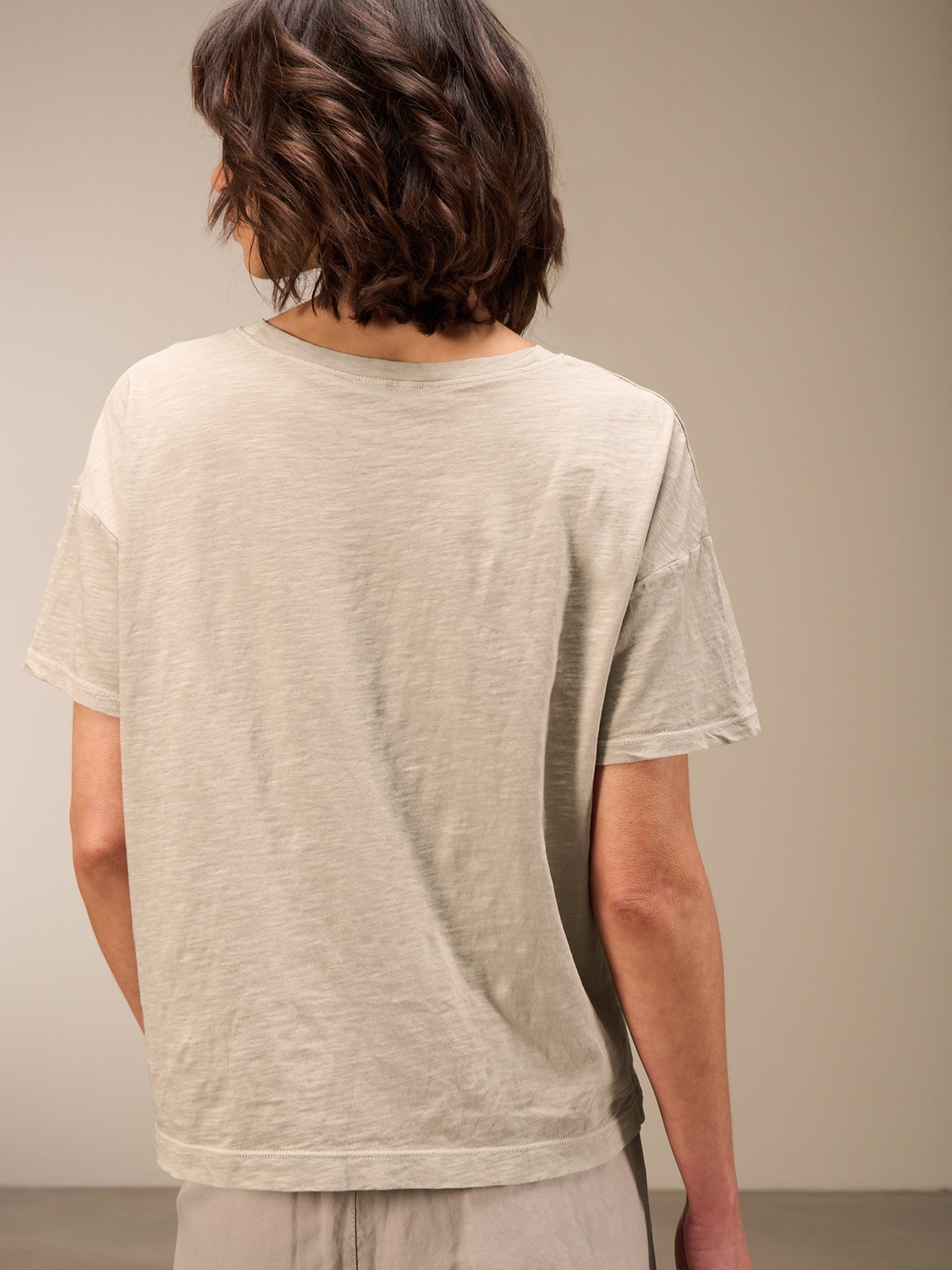 Short-sleeved shirt