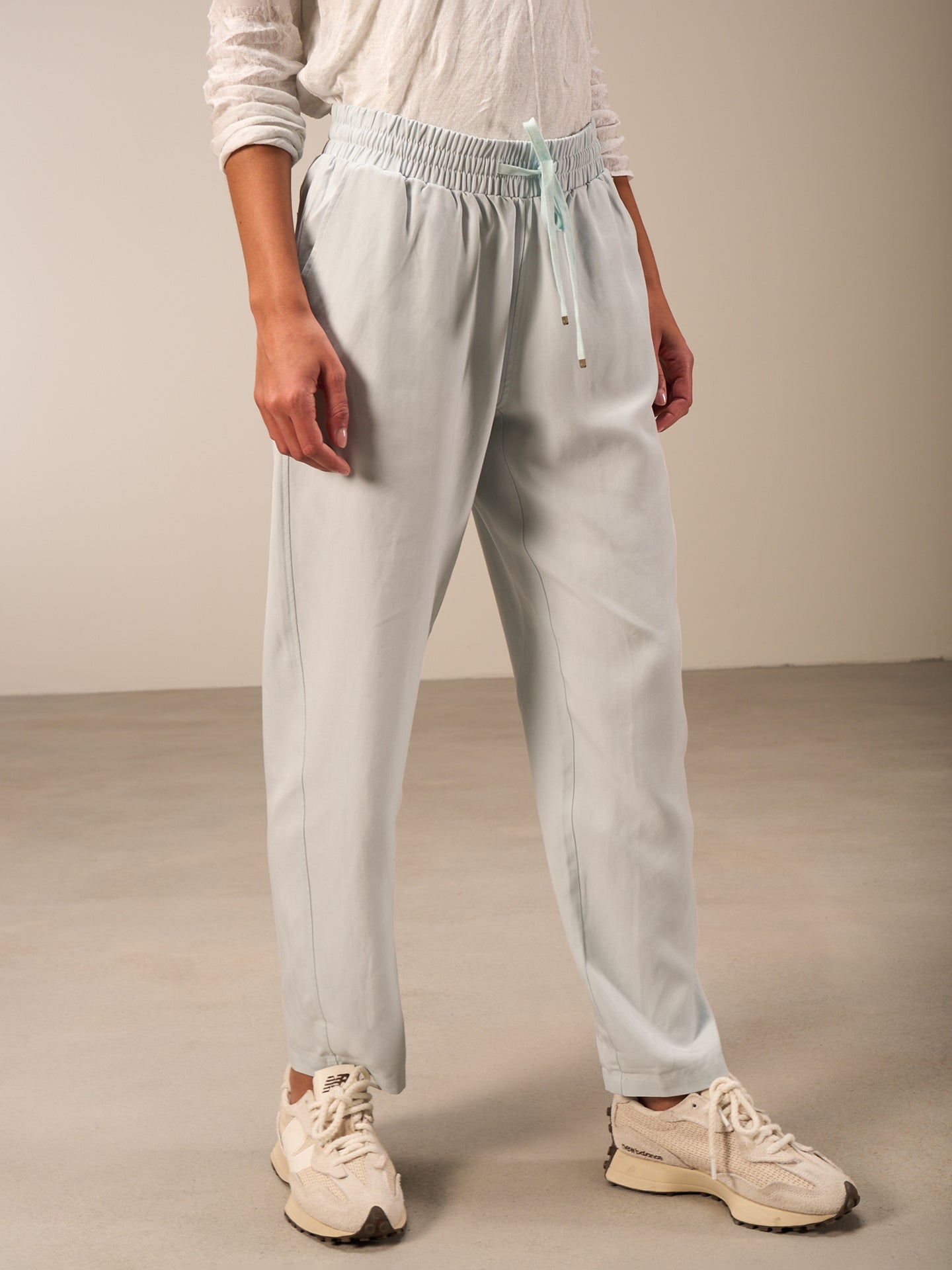 Pants with elastic waistband