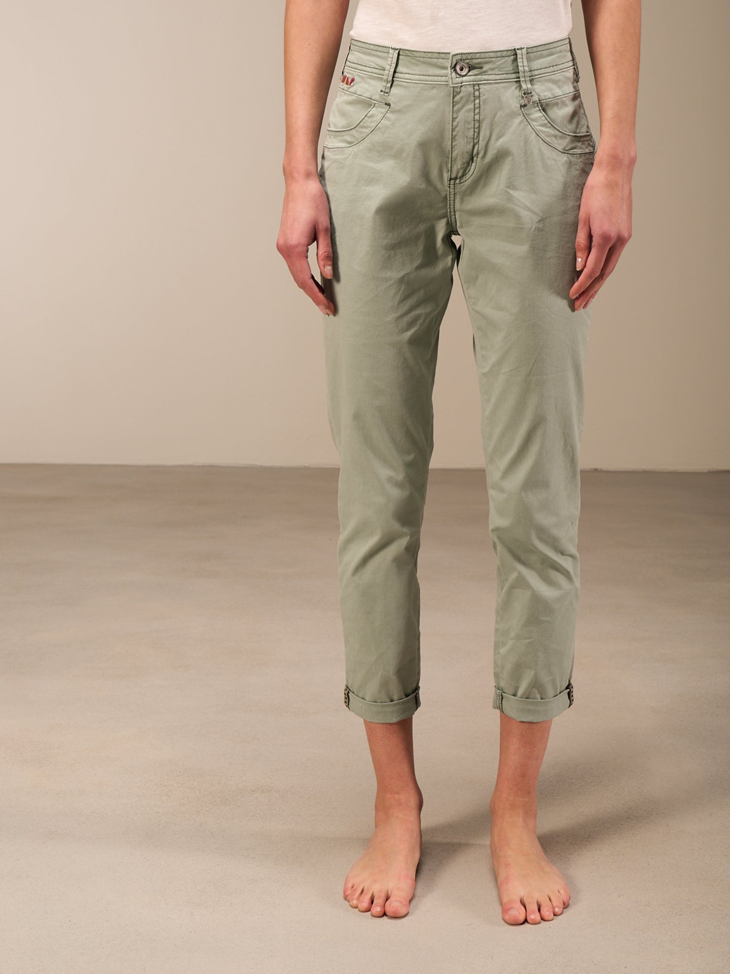 Regular pants