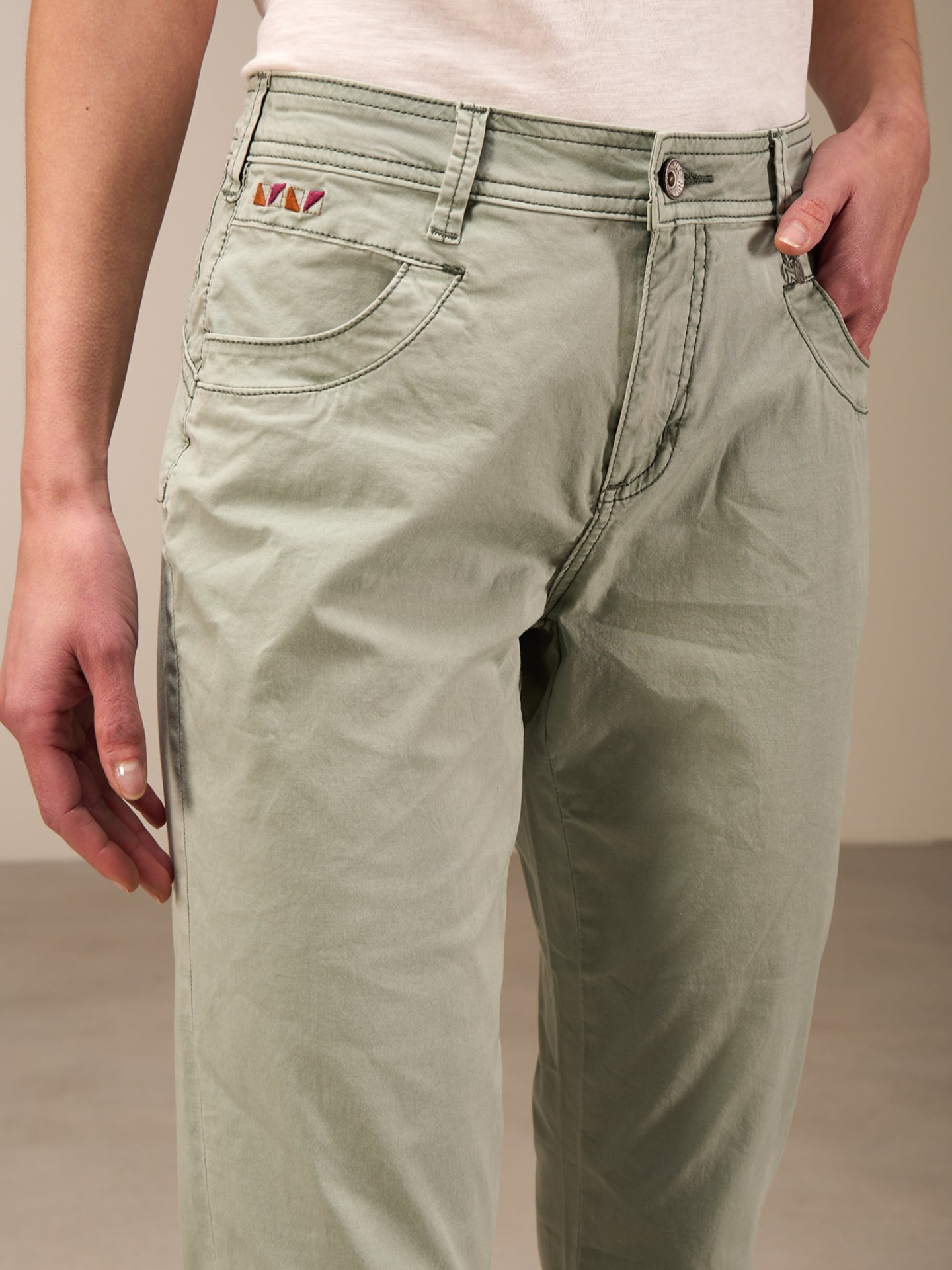 Regular pants