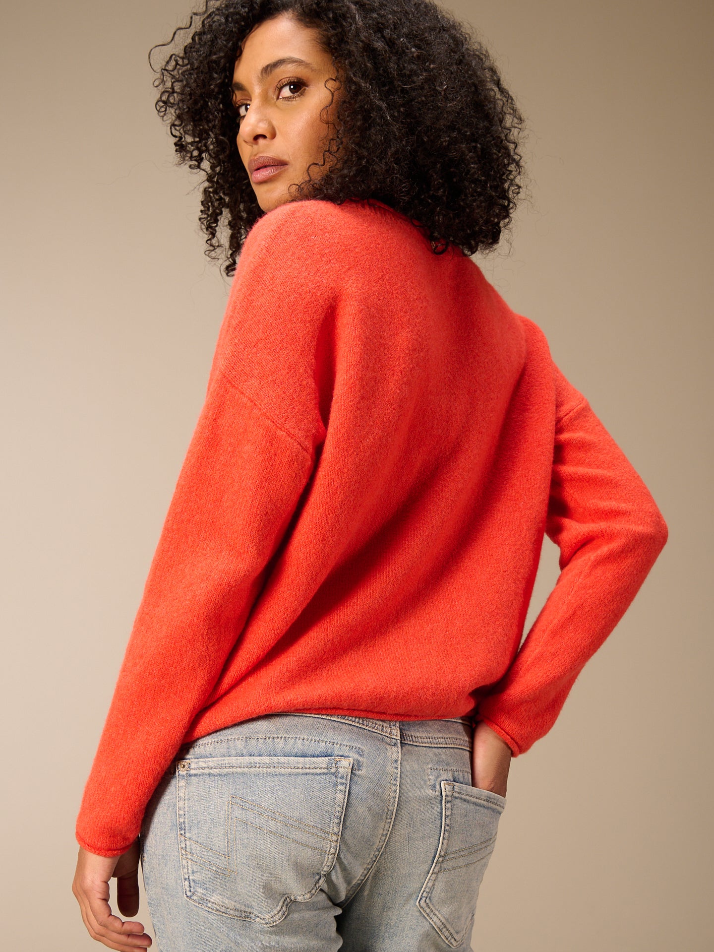 Round-neck sweater