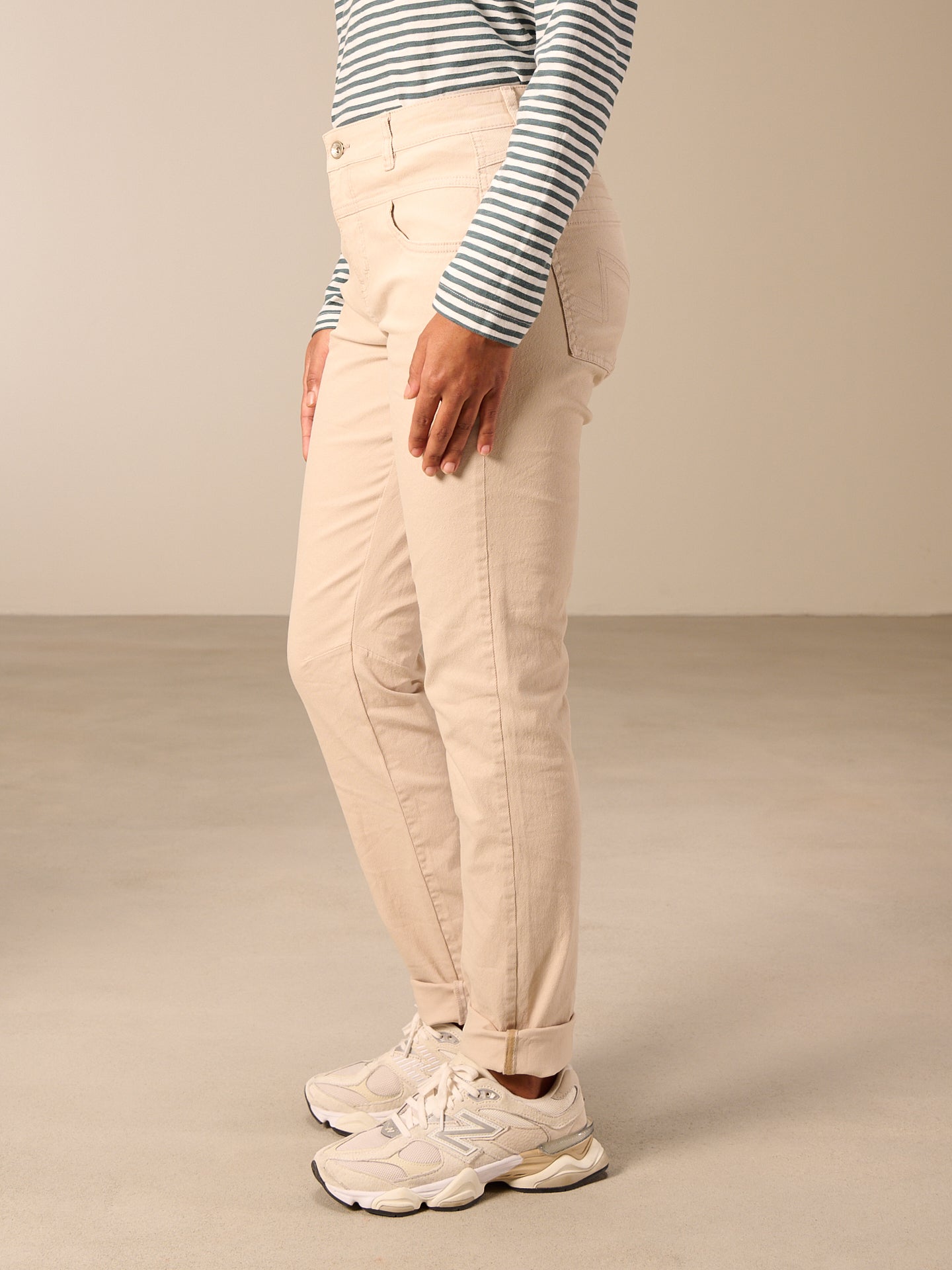 Tapered pants
