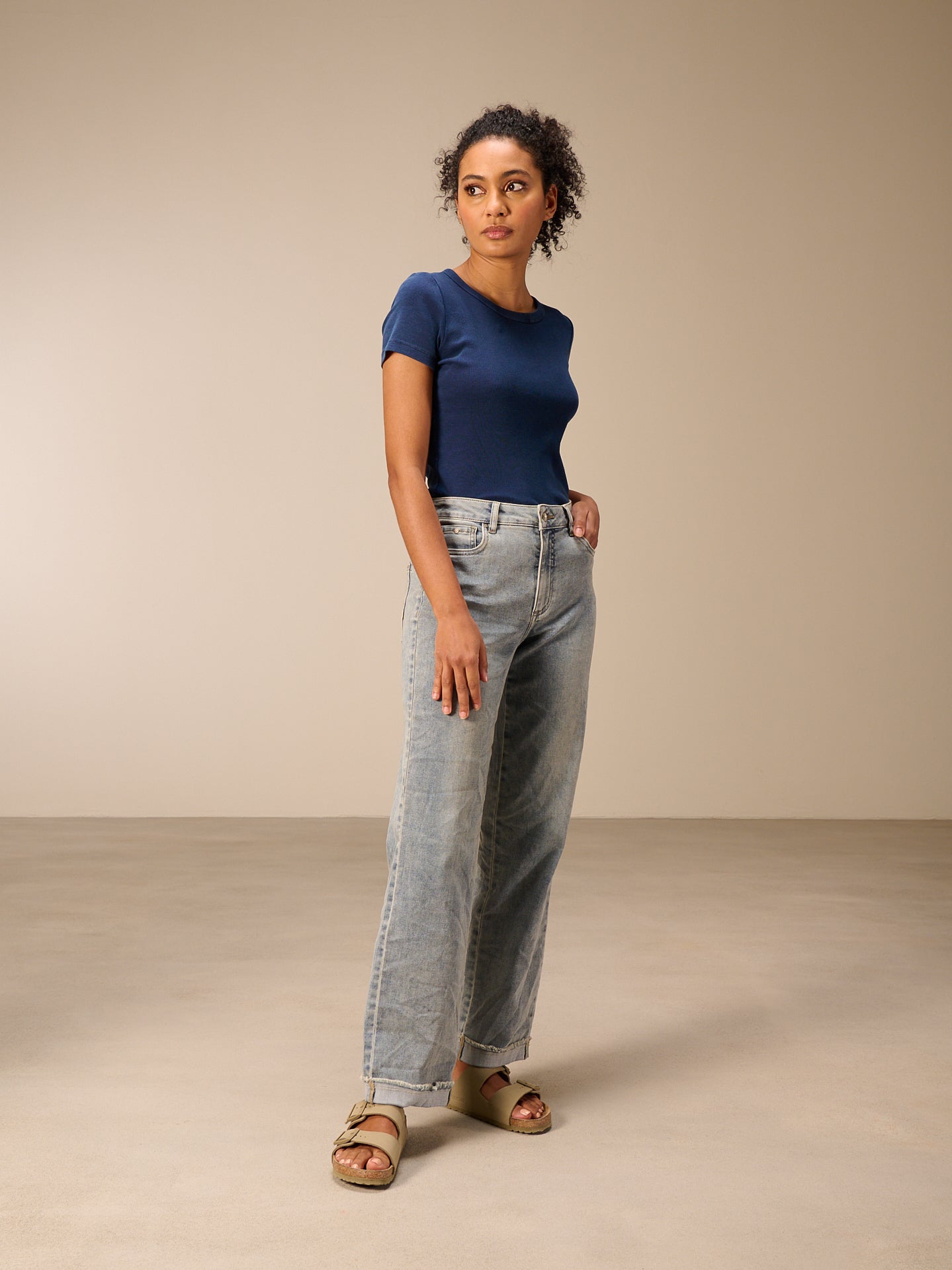 Straight-leg jeans