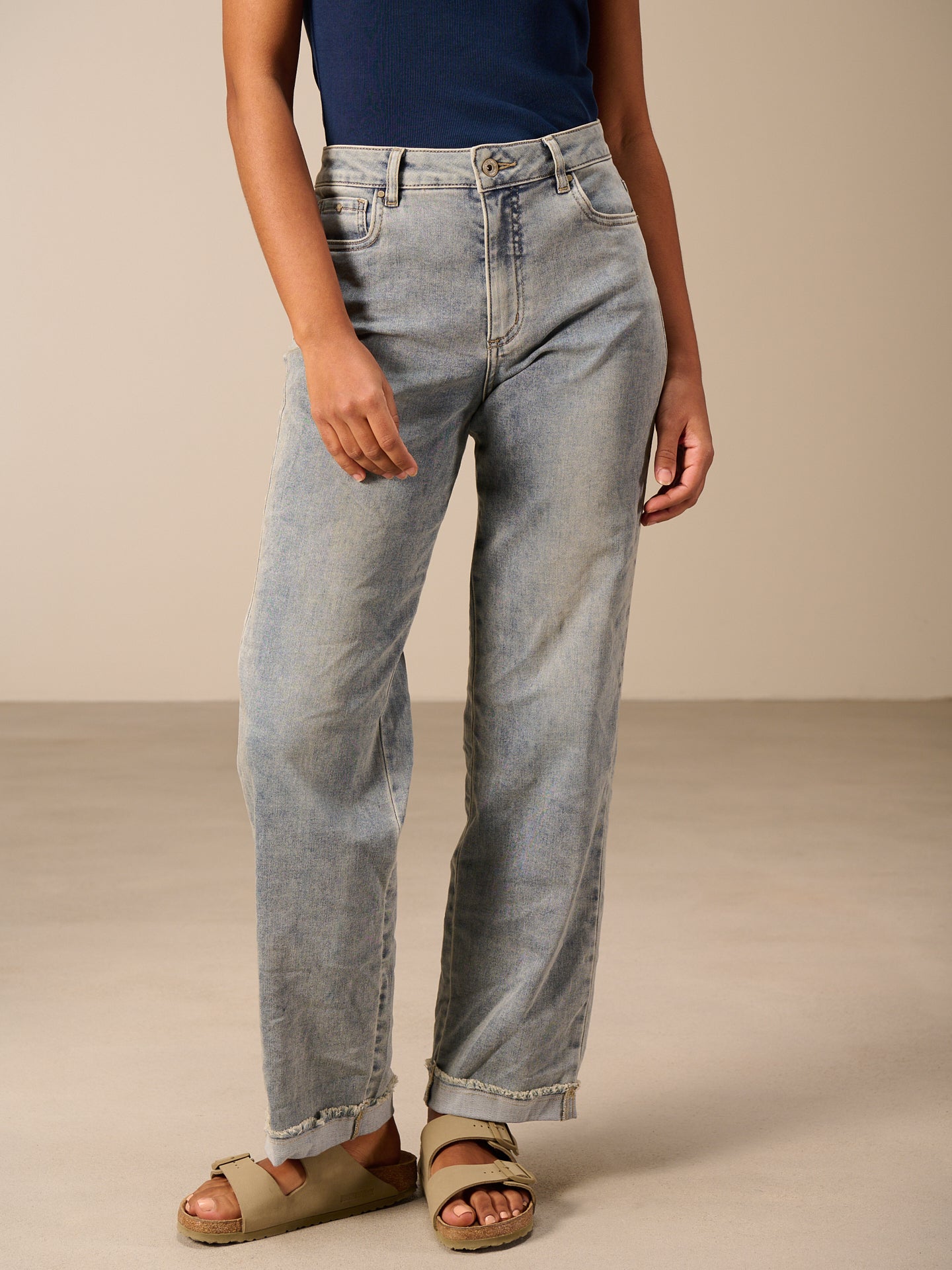 Straight-leg jeans