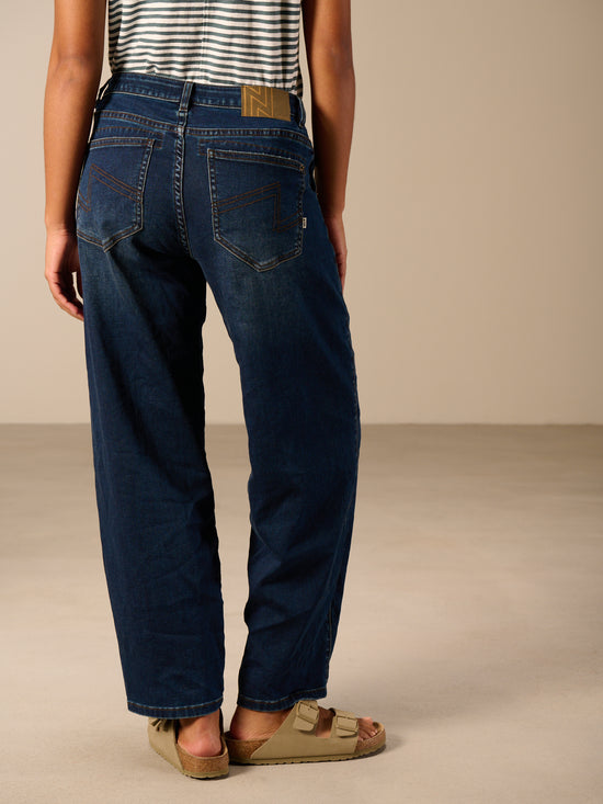 Barrel-leg jeans