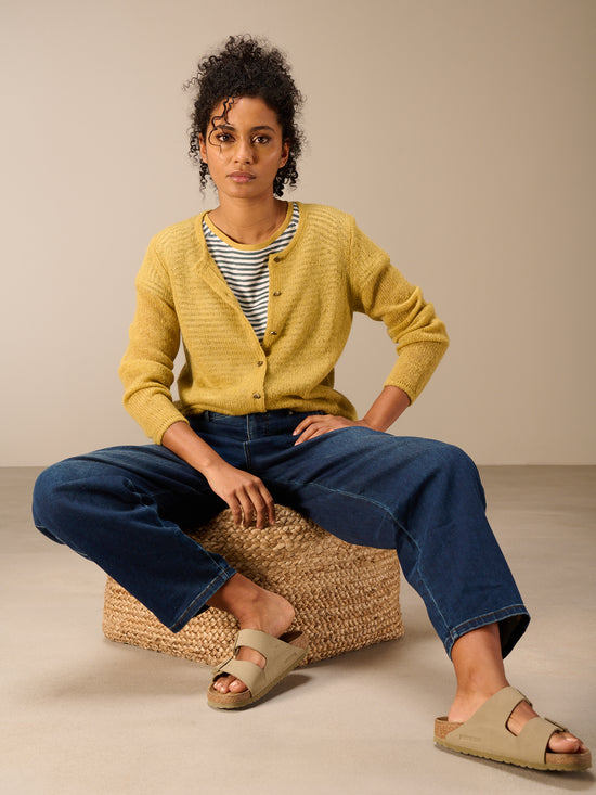 Barrel-leg jeans