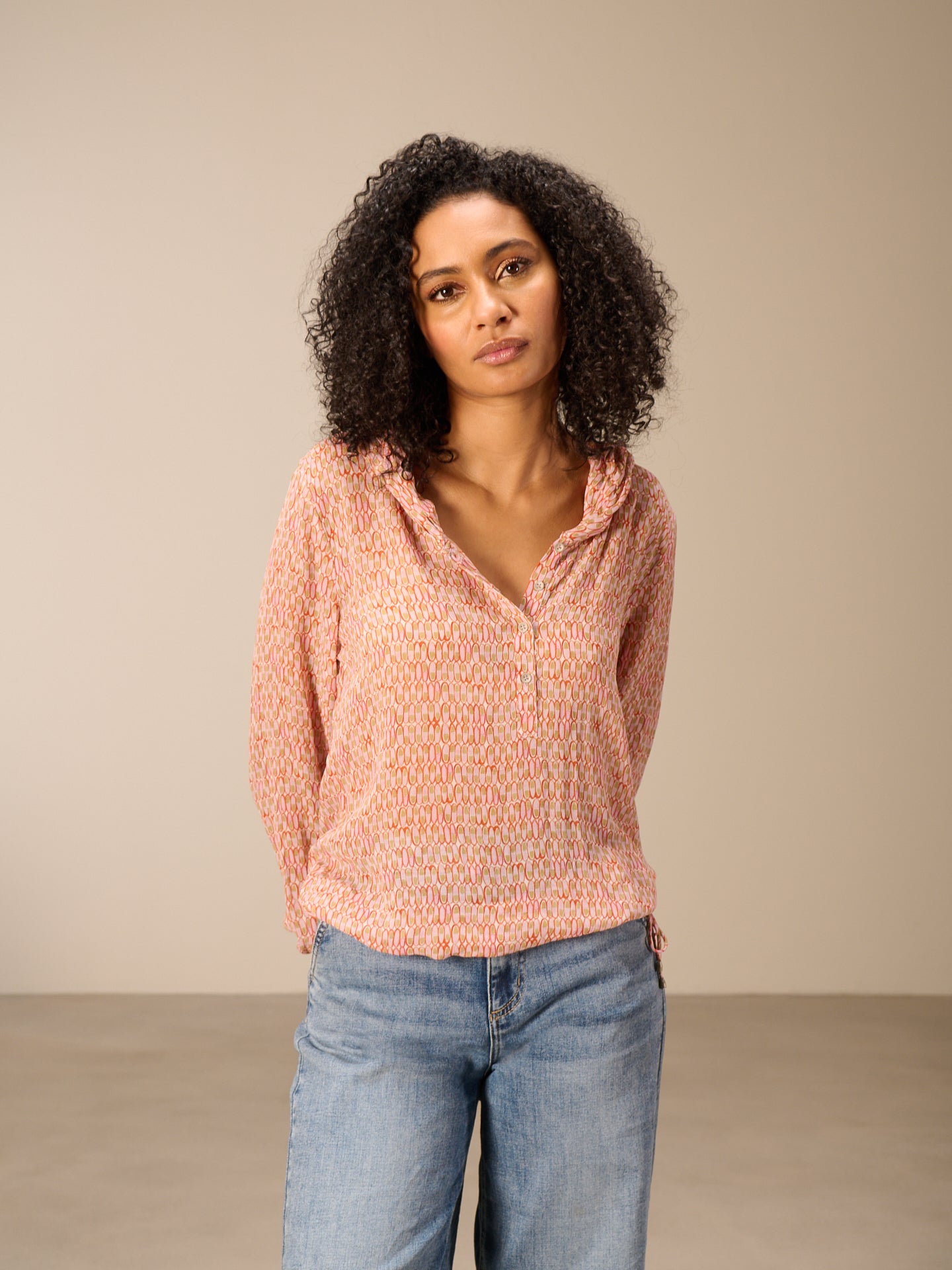 Hooded blouse