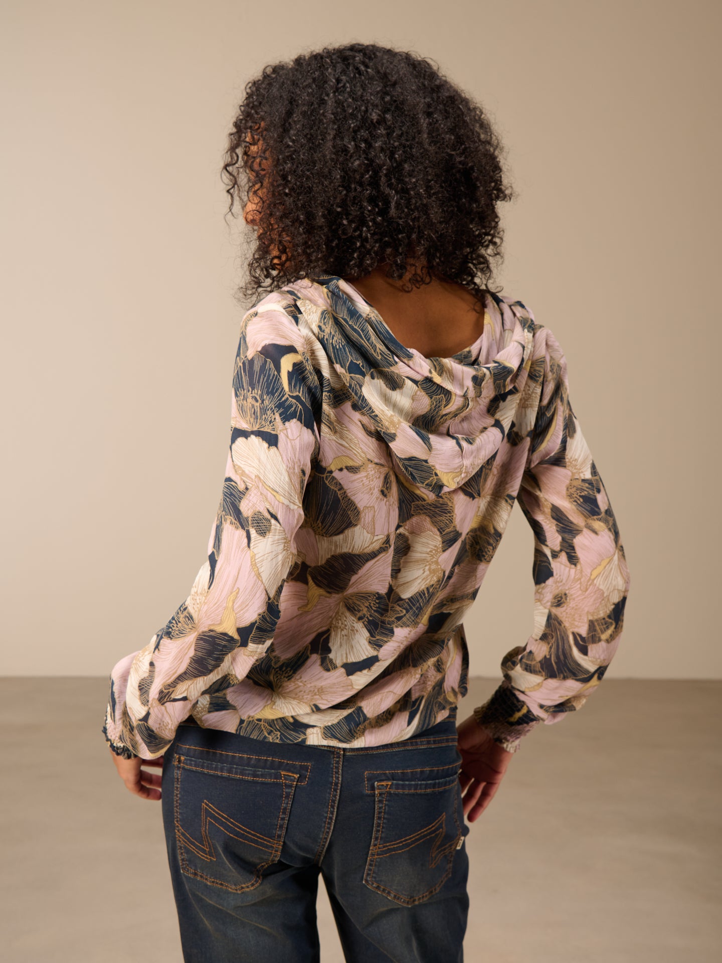 Hooded blouse