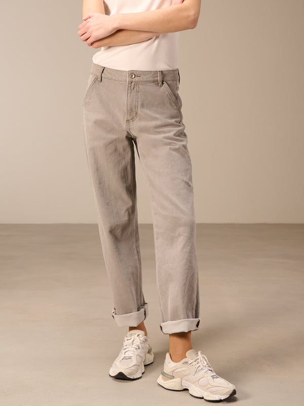 Straight-leg jeans