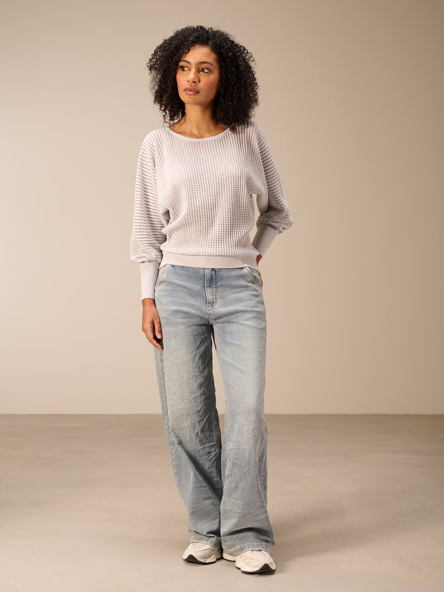 Wide-leg jeans