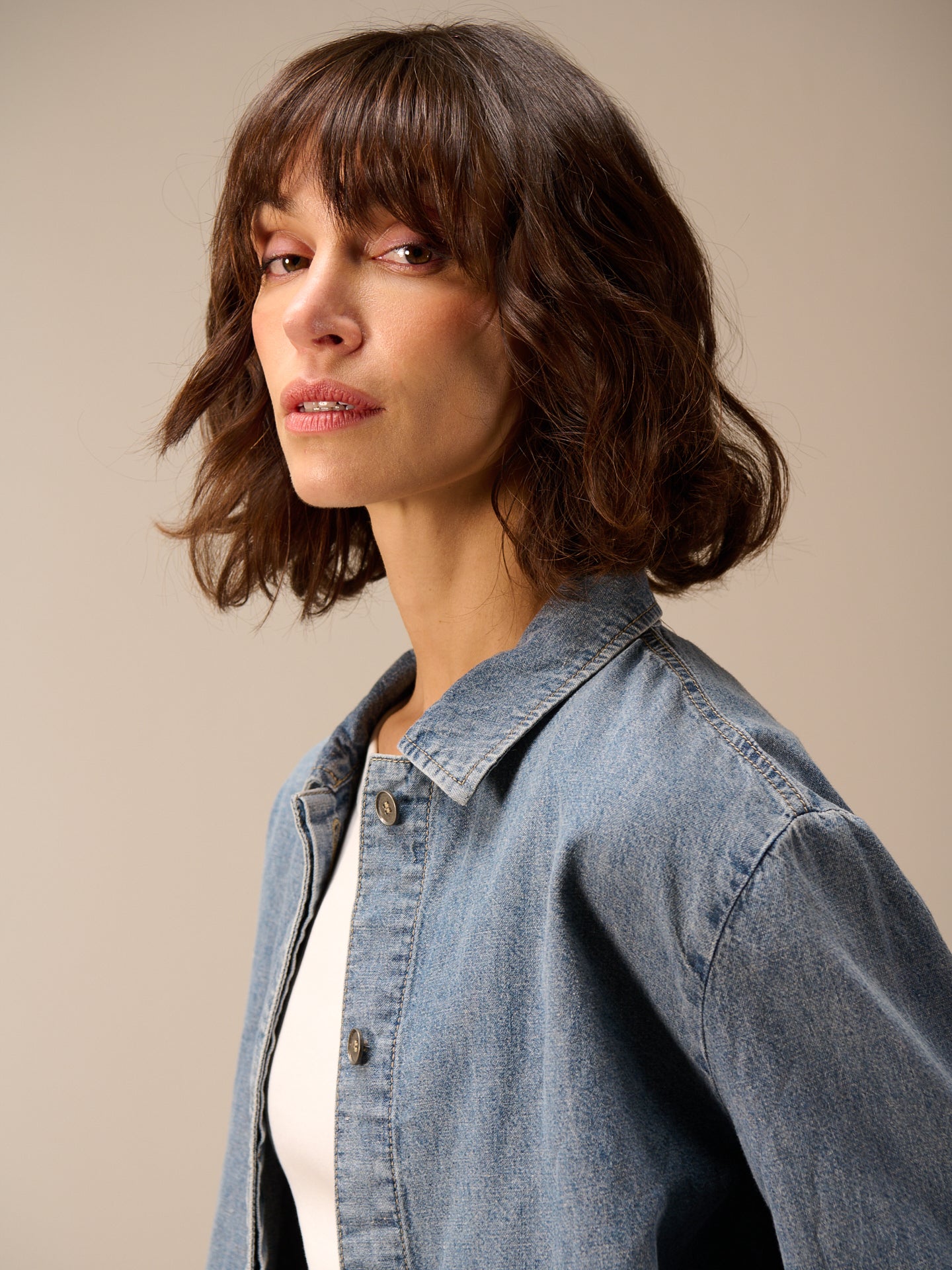 Blouse with linen