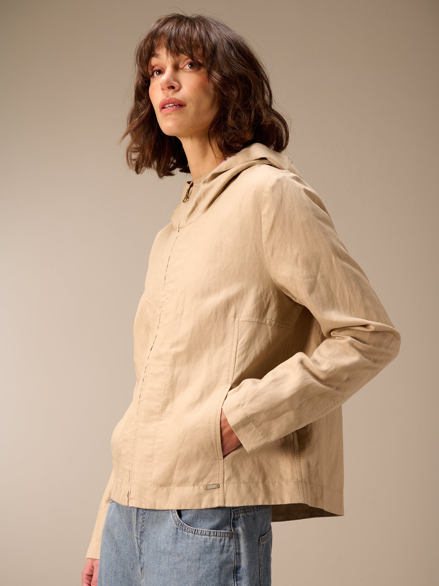 Hooded jacket