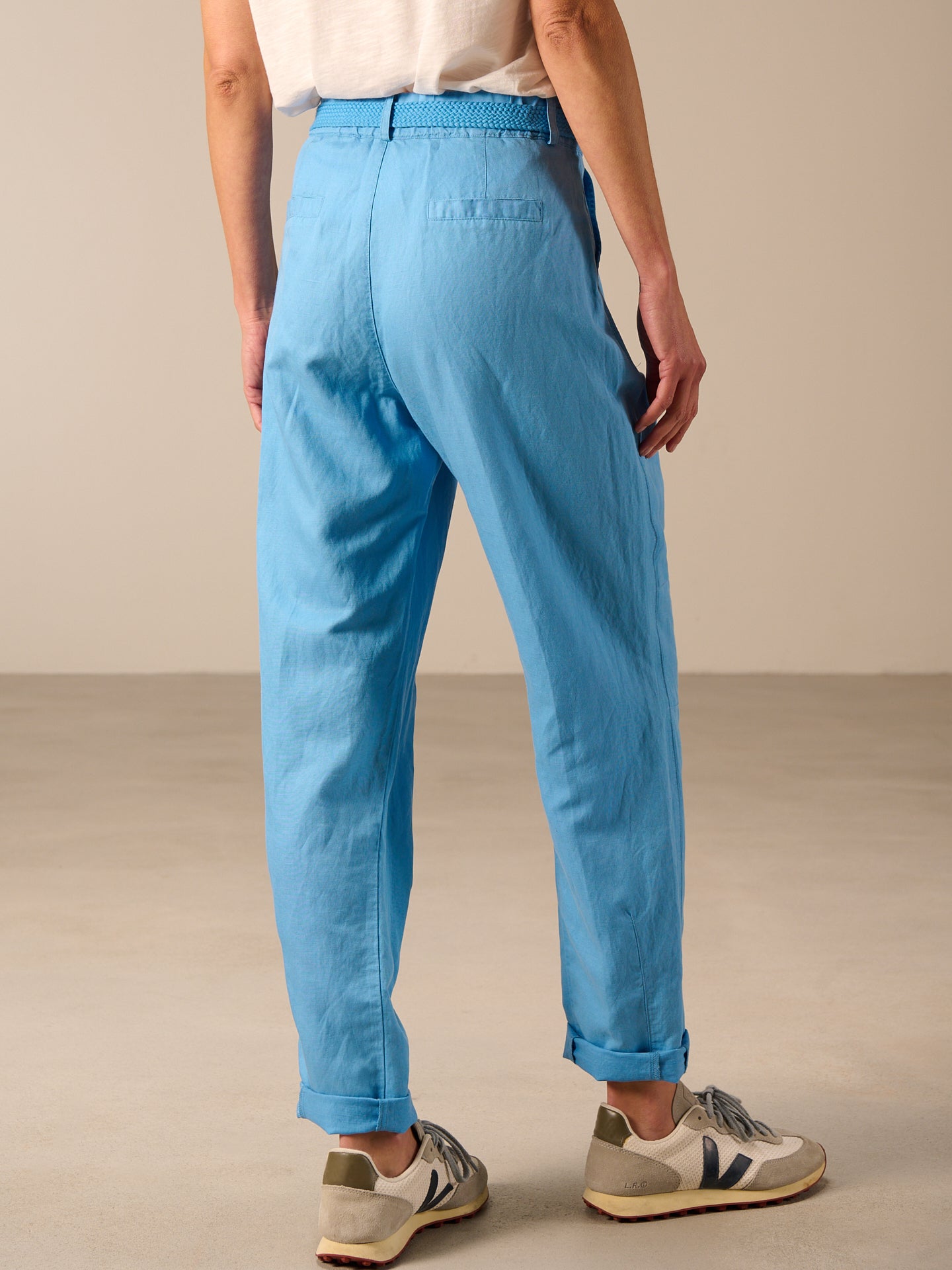 Chinos