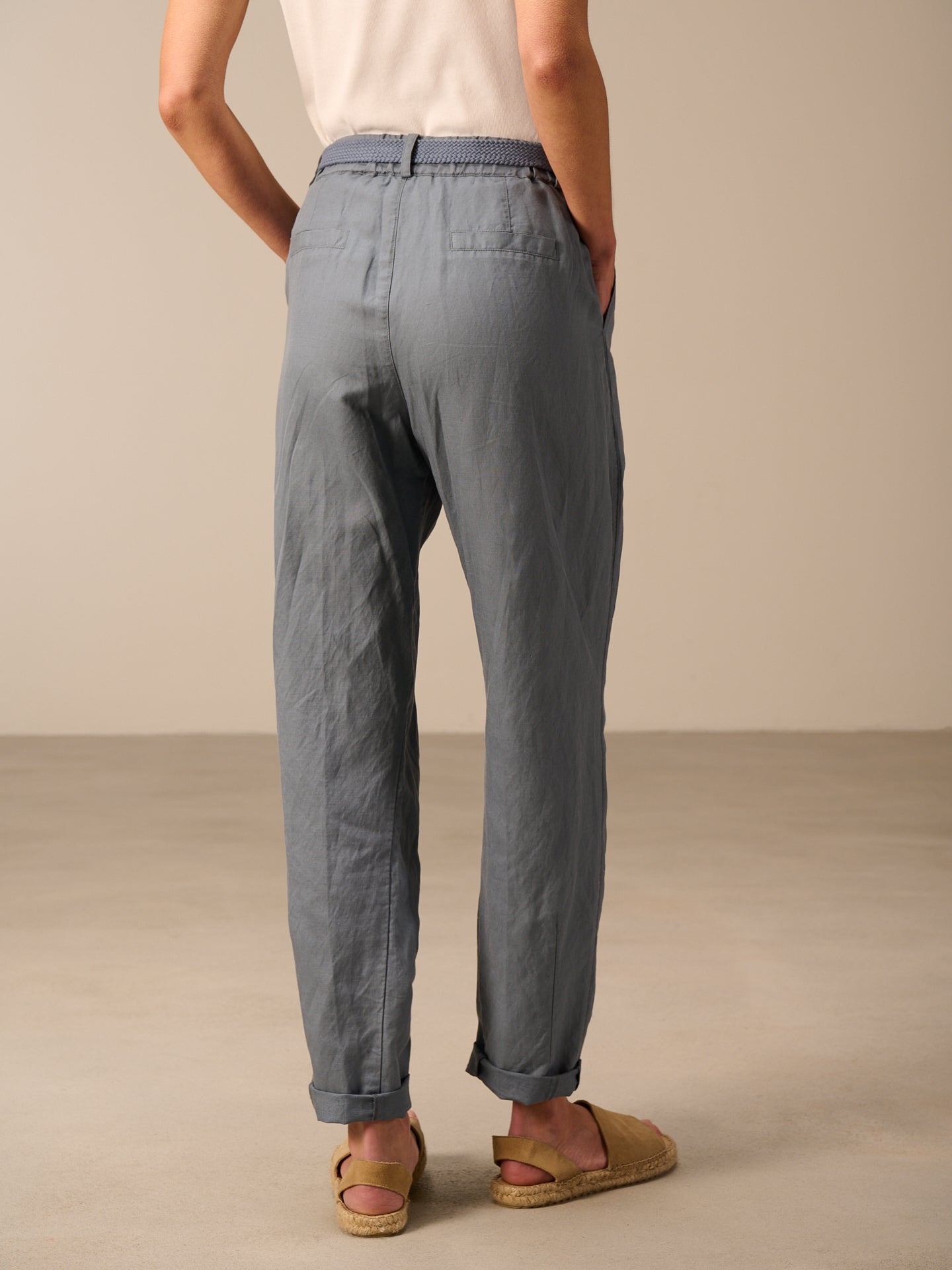 Chinos