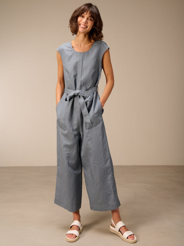 Jumpsuit with belt