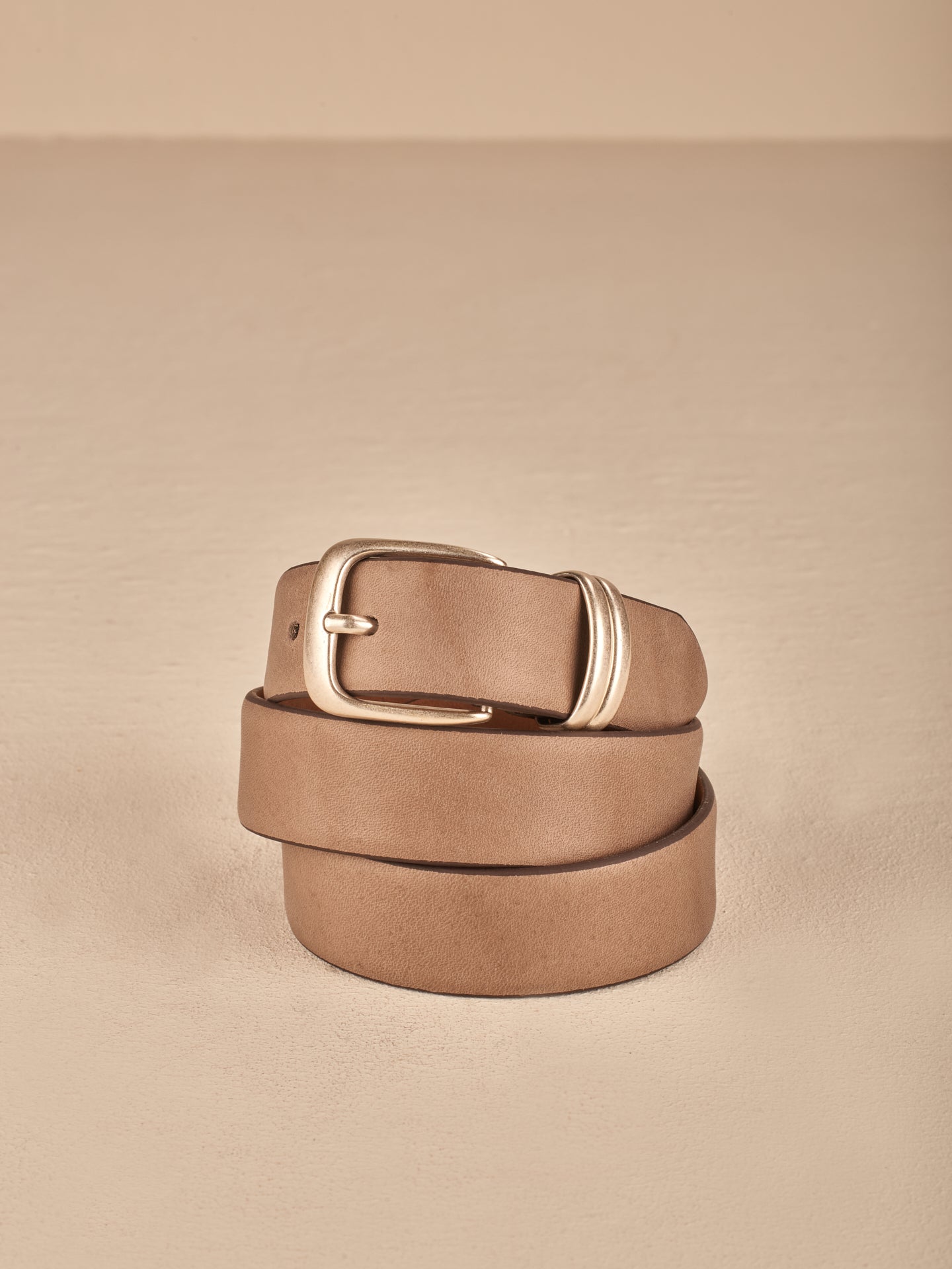 Leather belt