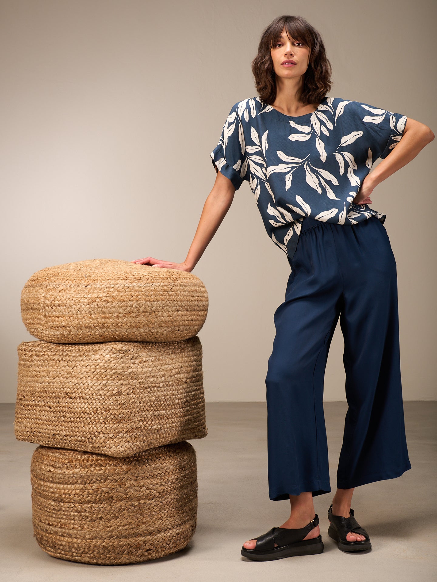 Round-neck blouse