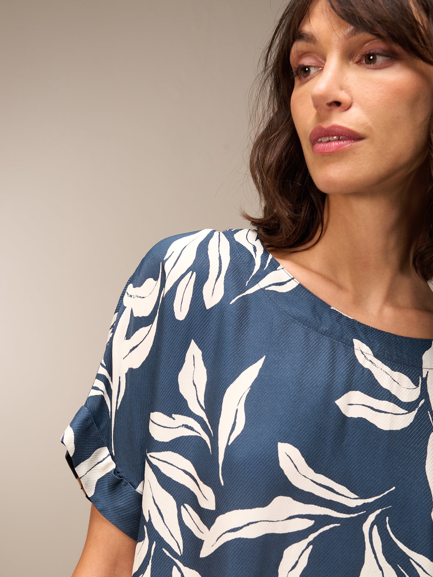 Round-neck blouse