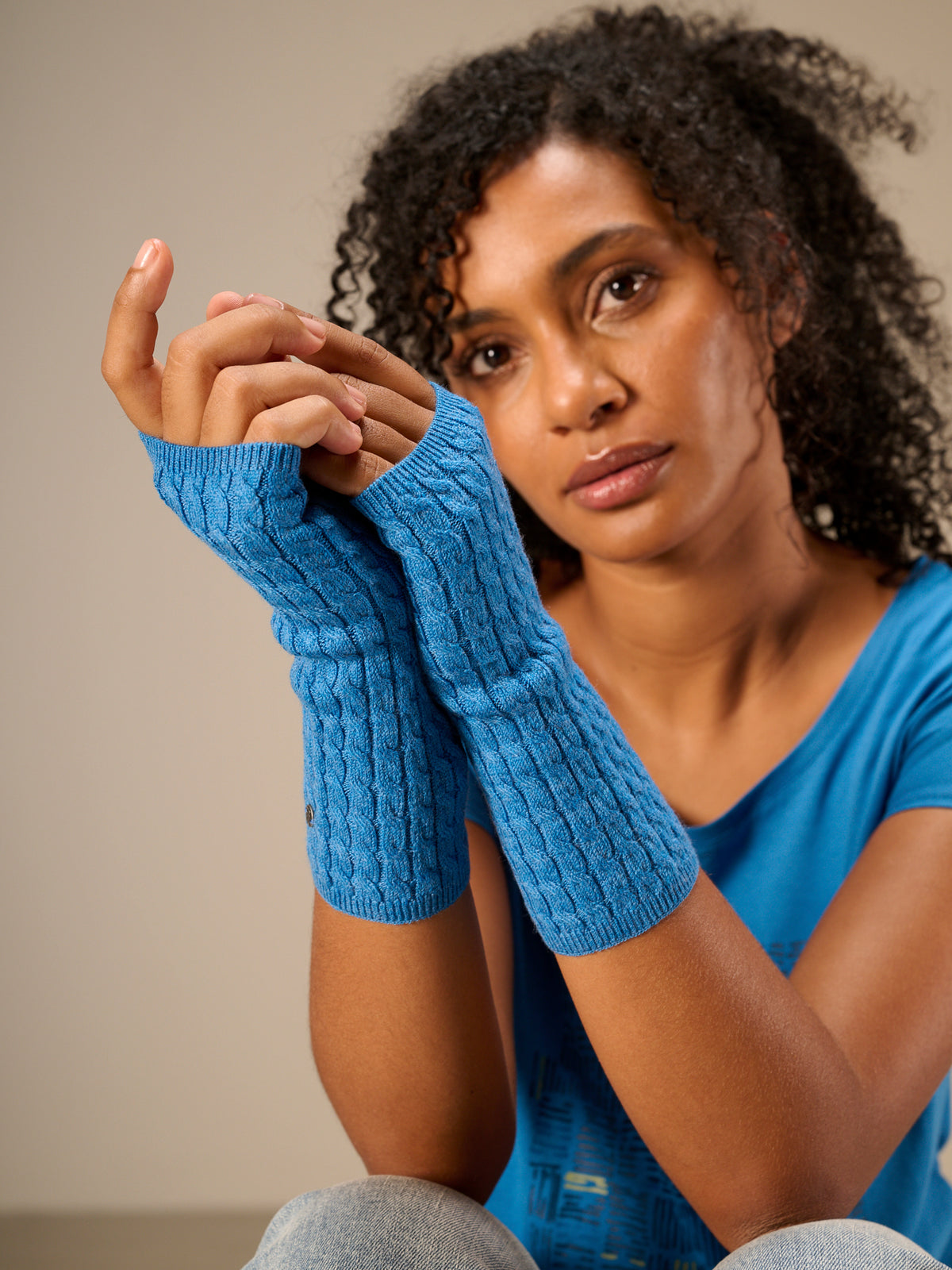 Wrist warmers