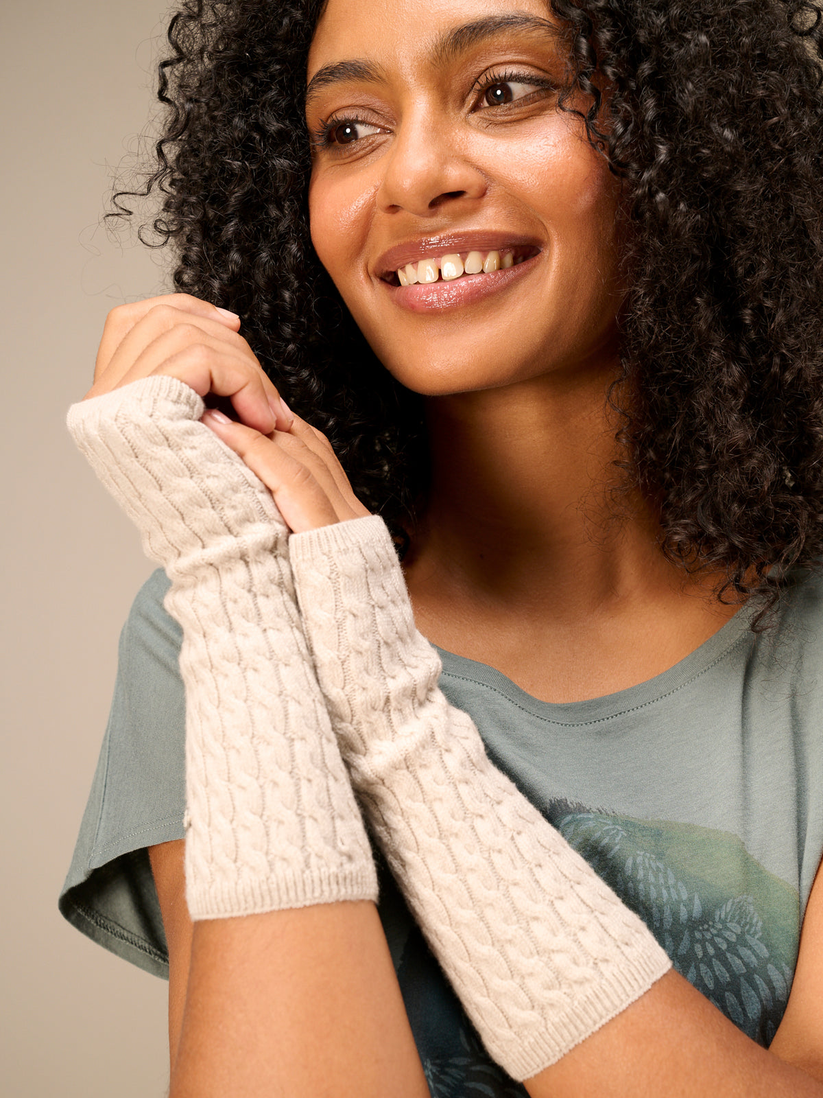 Wrist warmers
