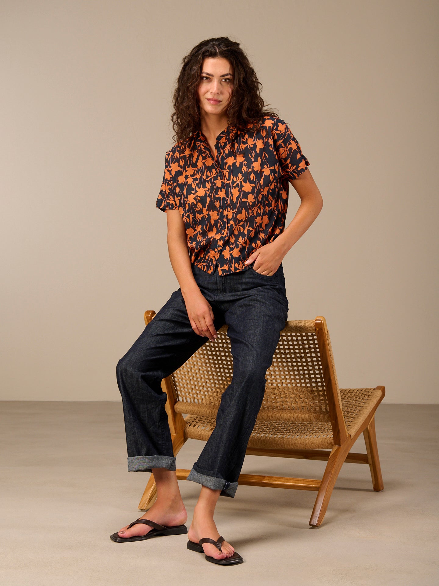 Short-sleeved blouse