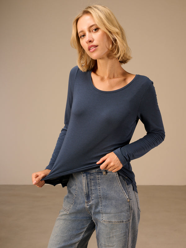 Long-sleeved shirt