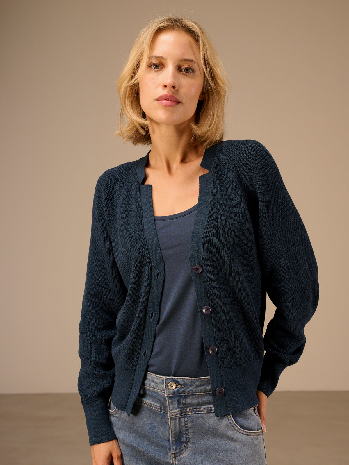 V-neck cardigan