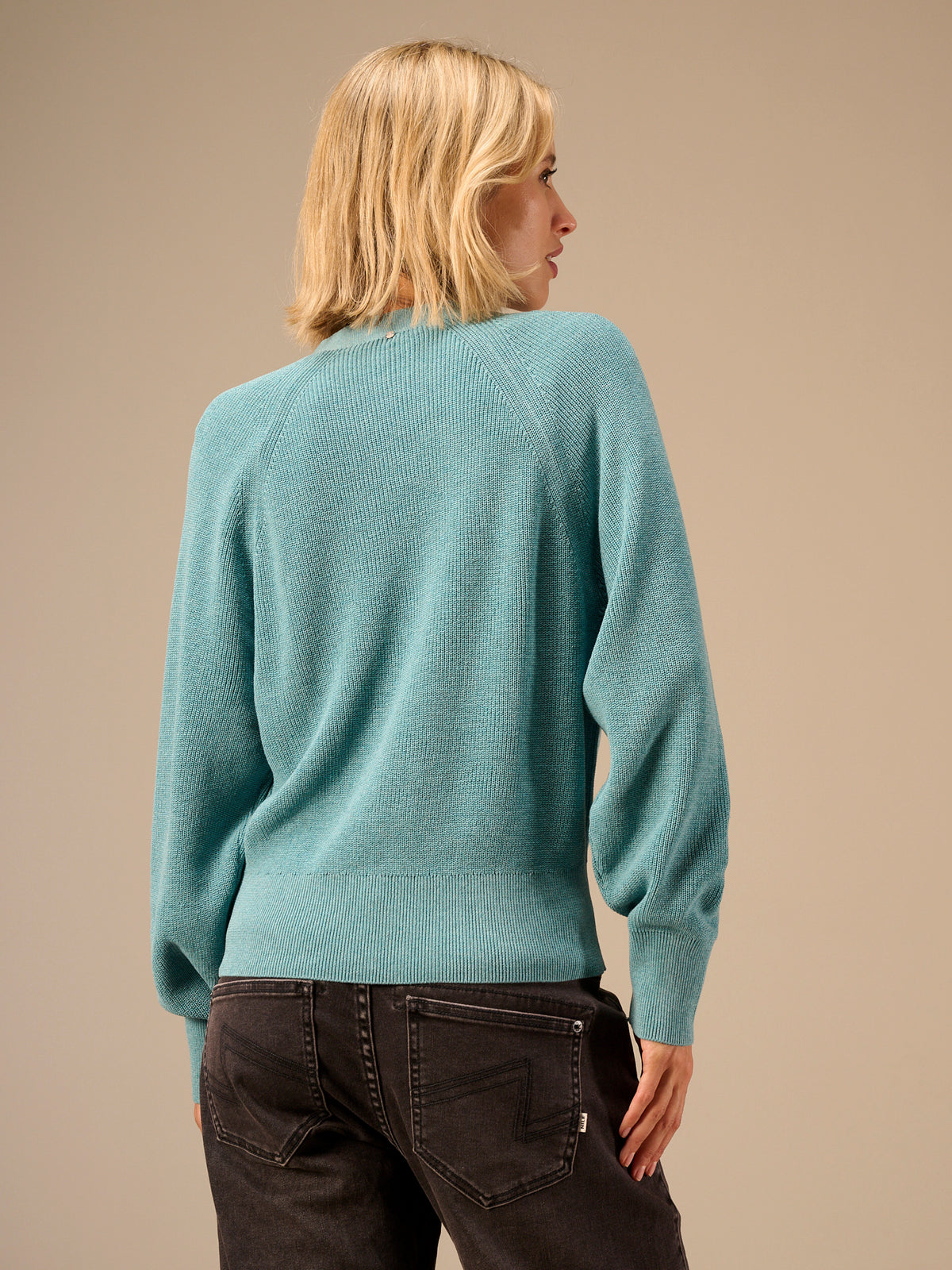V-neck cardigan