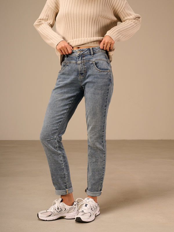jean tapered
