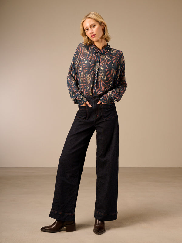 Wide-leg jeans