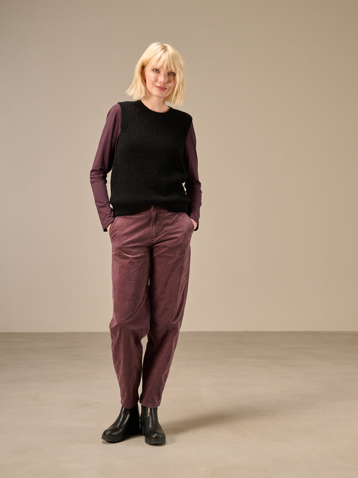 Sweater vest with wool