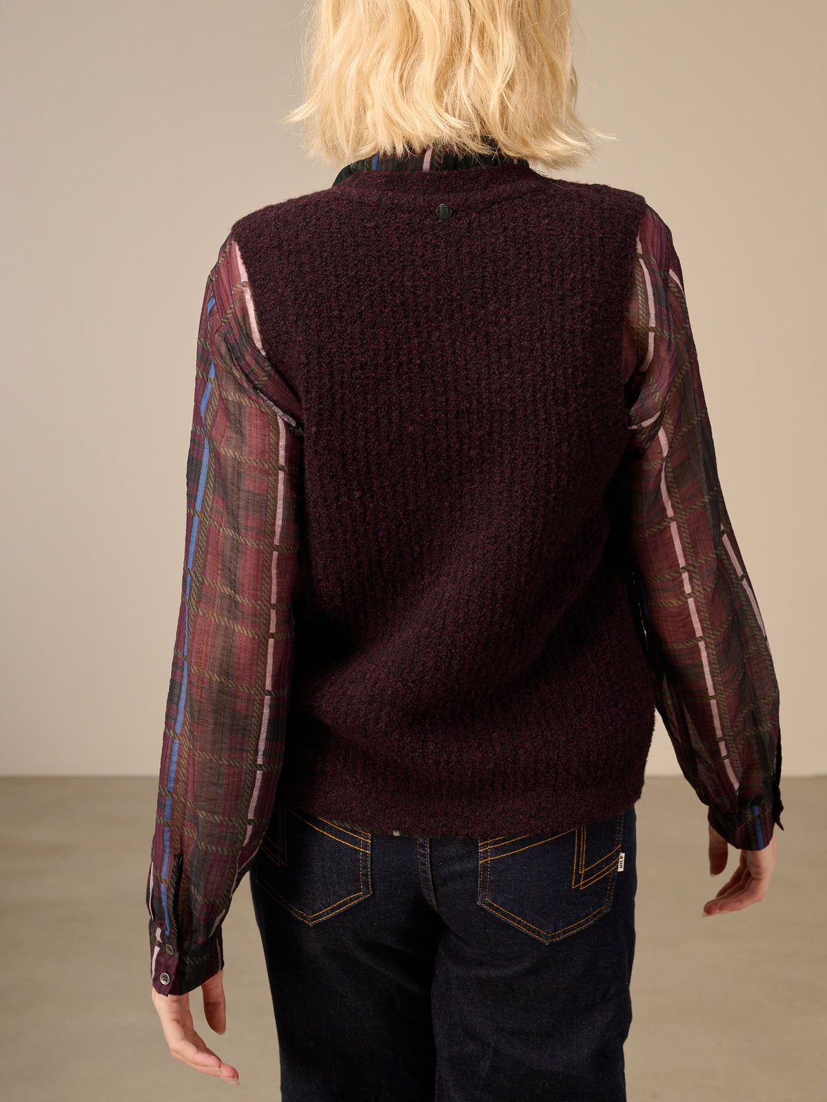 Sweater vest with wool