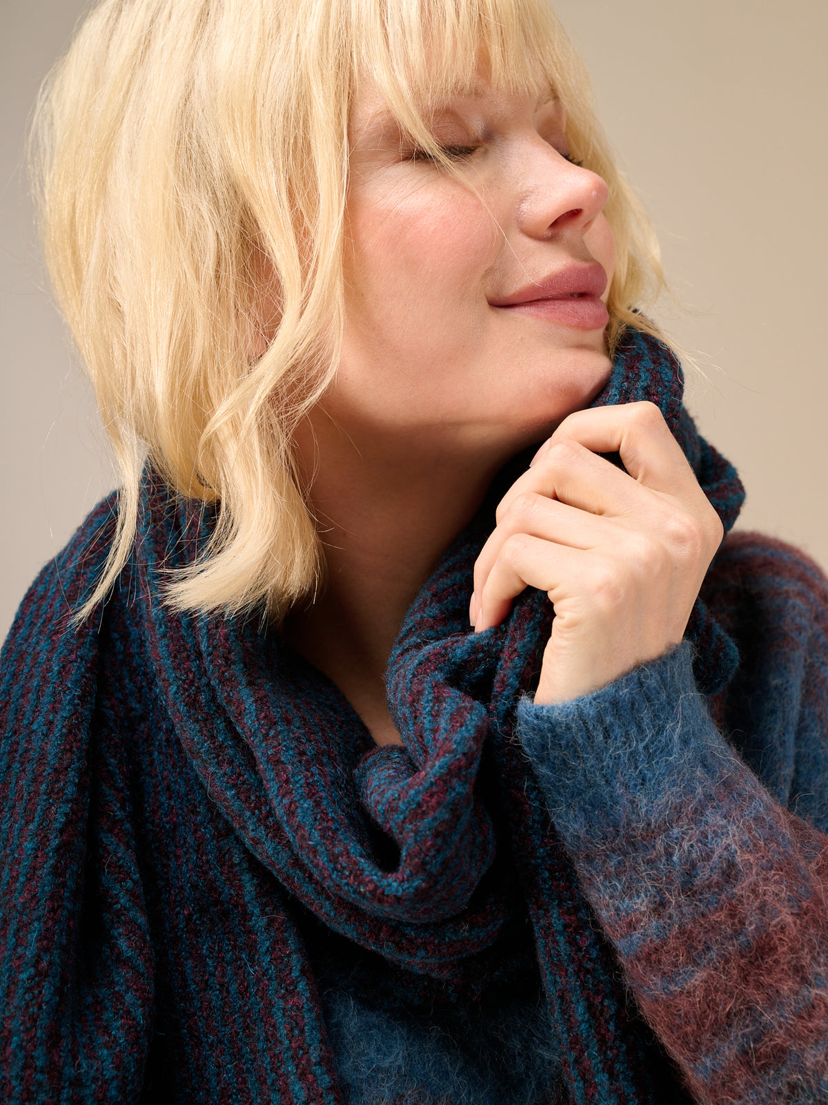 Wool scarf