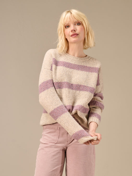 Knitted sweater with wool