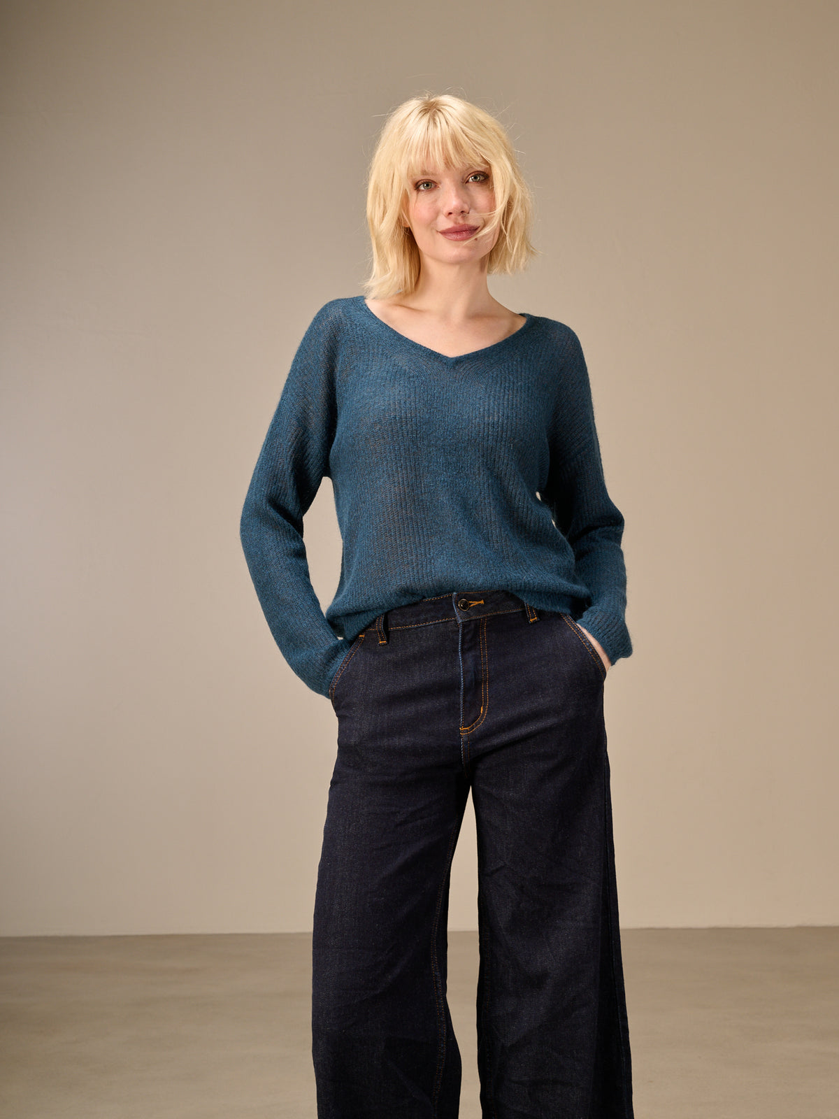 Knitted sweater with wool