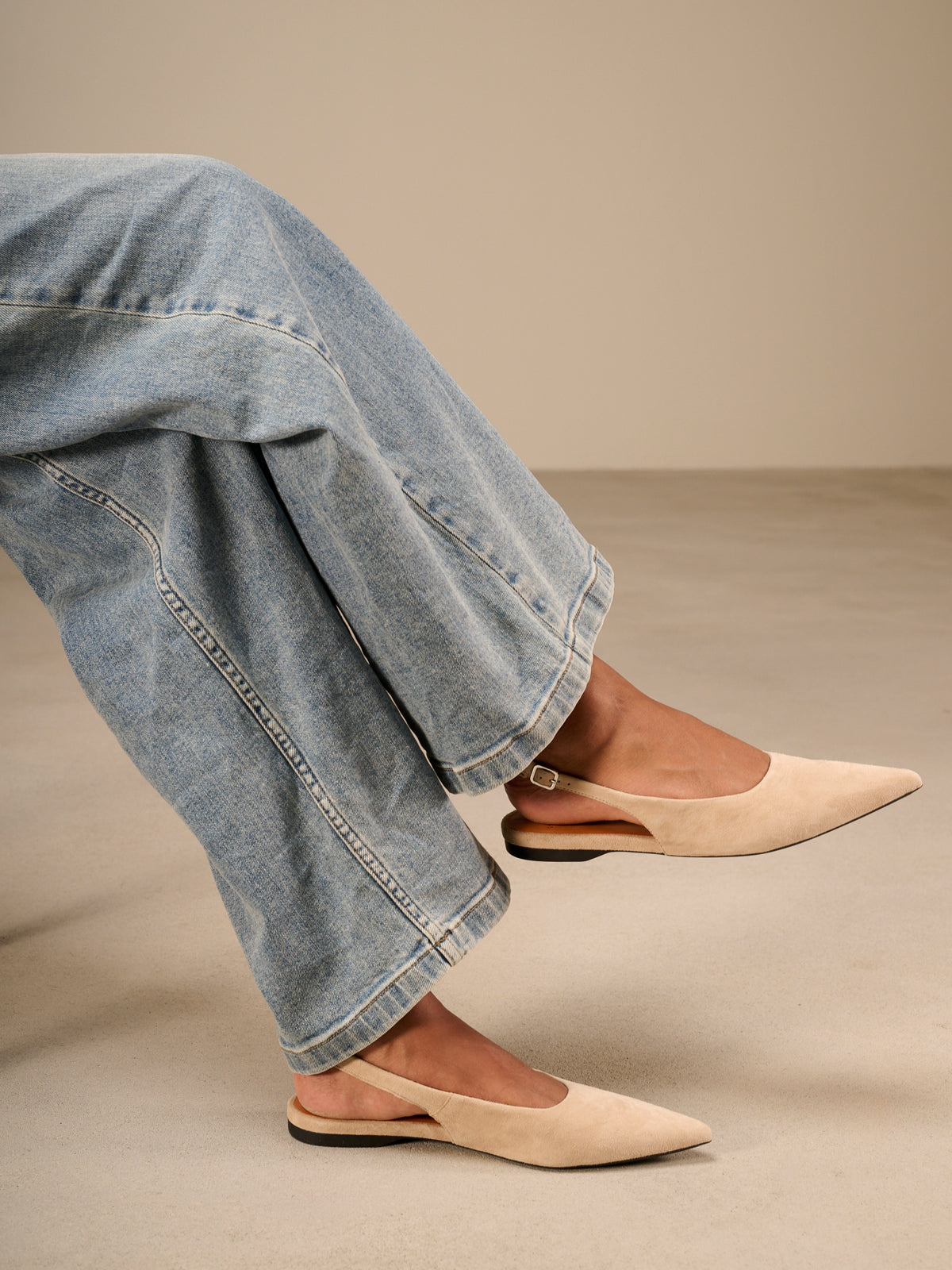 Wide-leg jeans