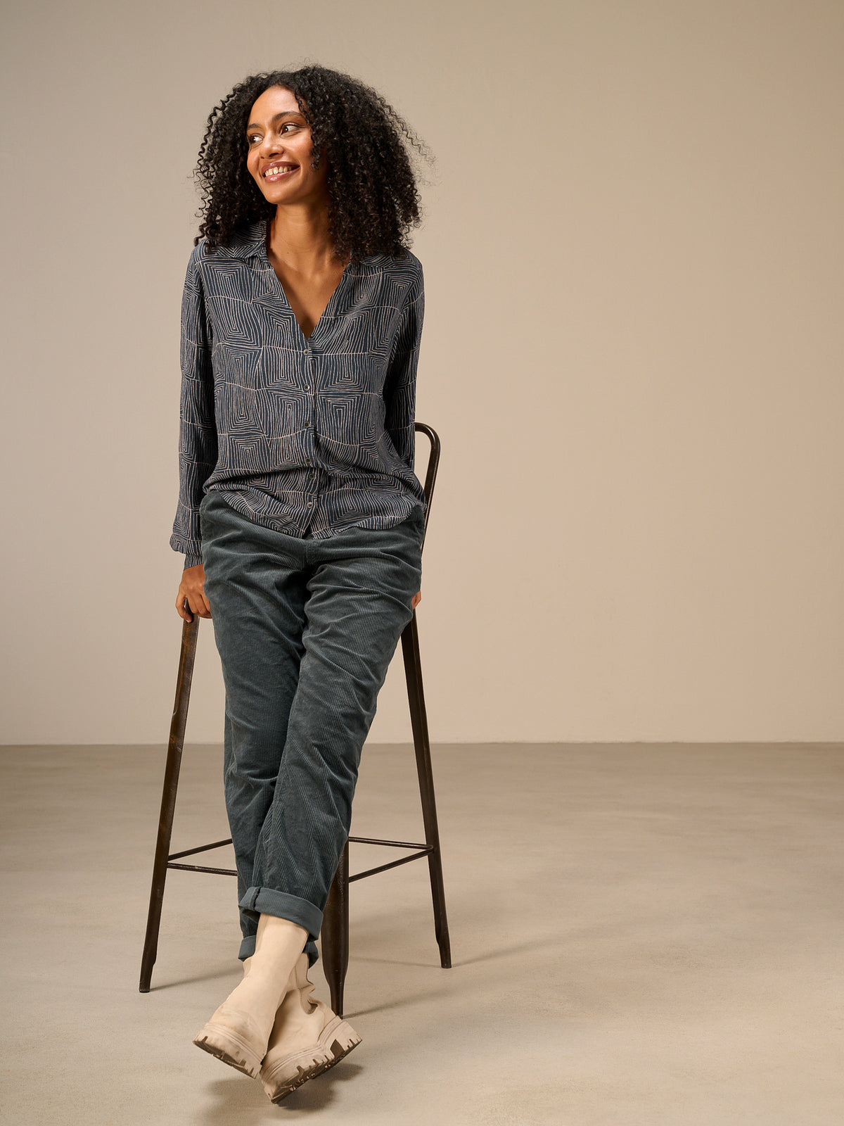 Long-sleeved blouse