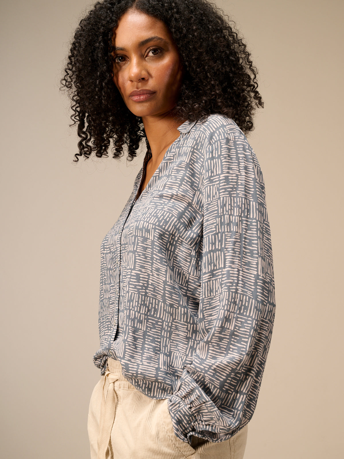 Long-sleeved blouse