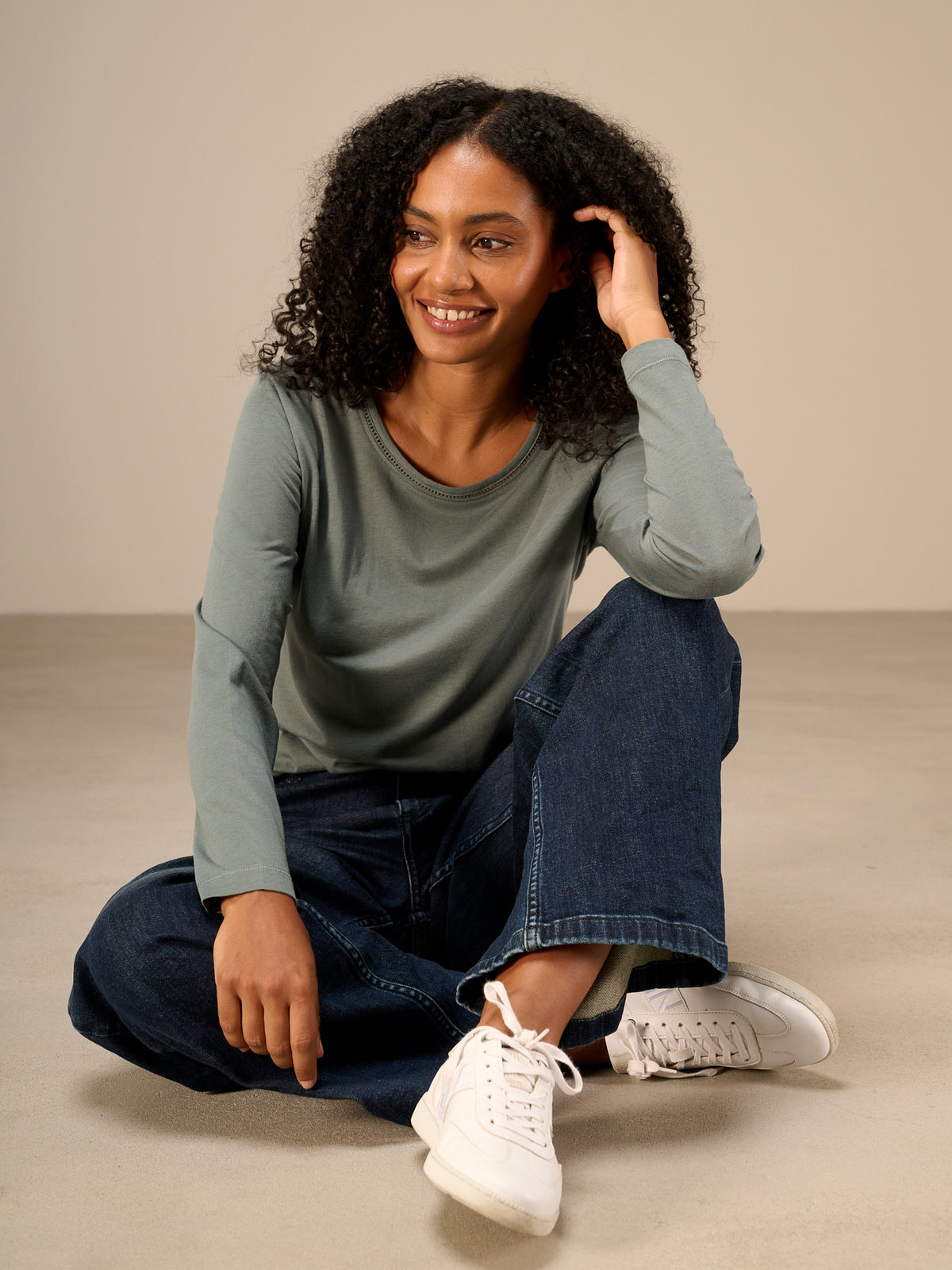 Round-neck shirt