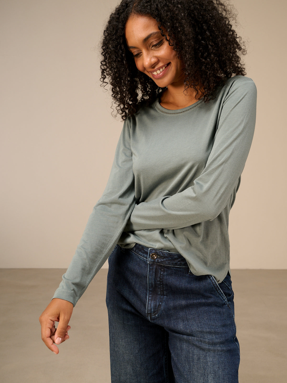 Round-neck shirt