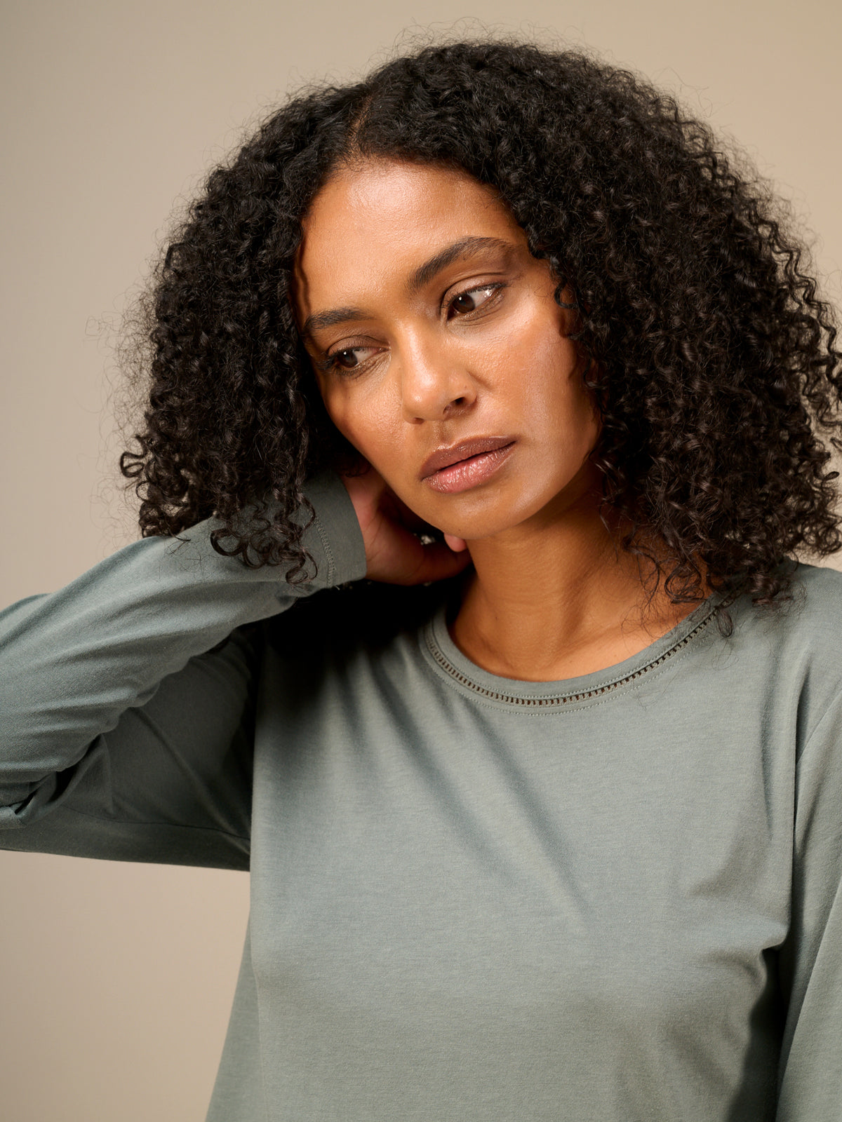 Round-neck shirt