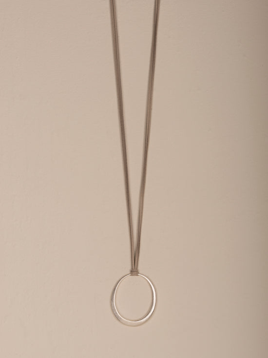 Necklace with pendant