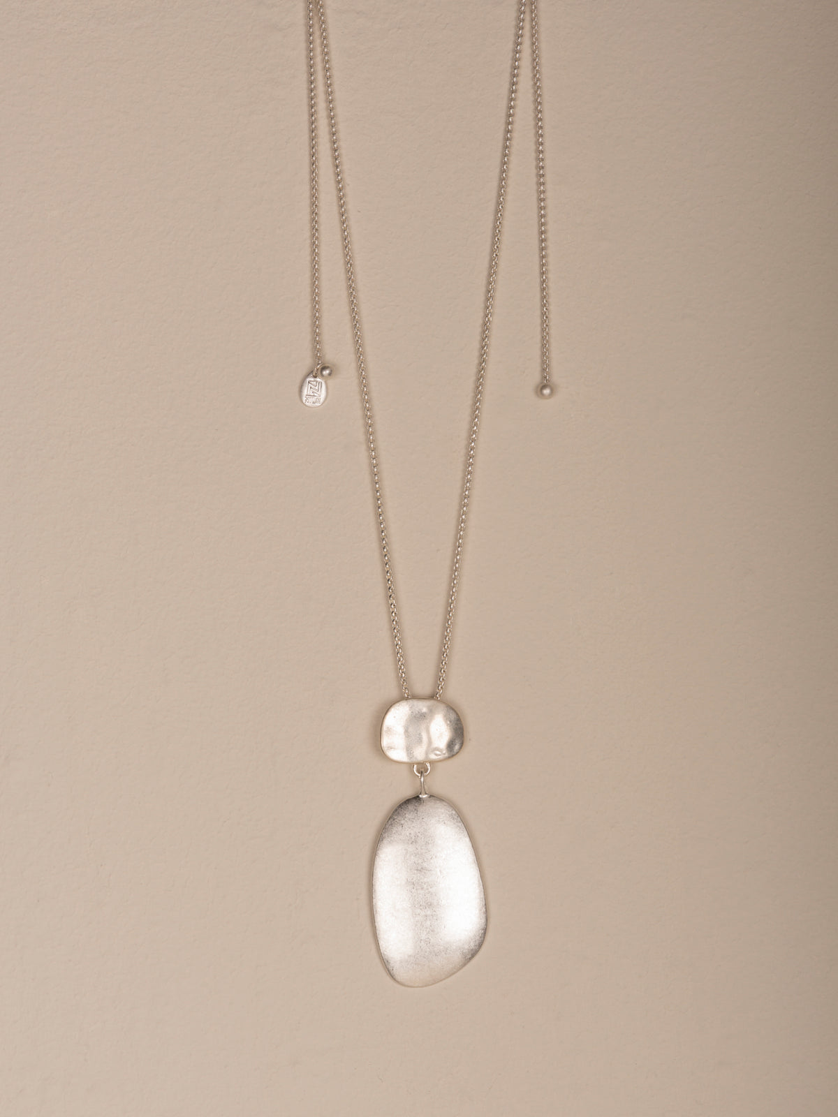 Necklace with pendant