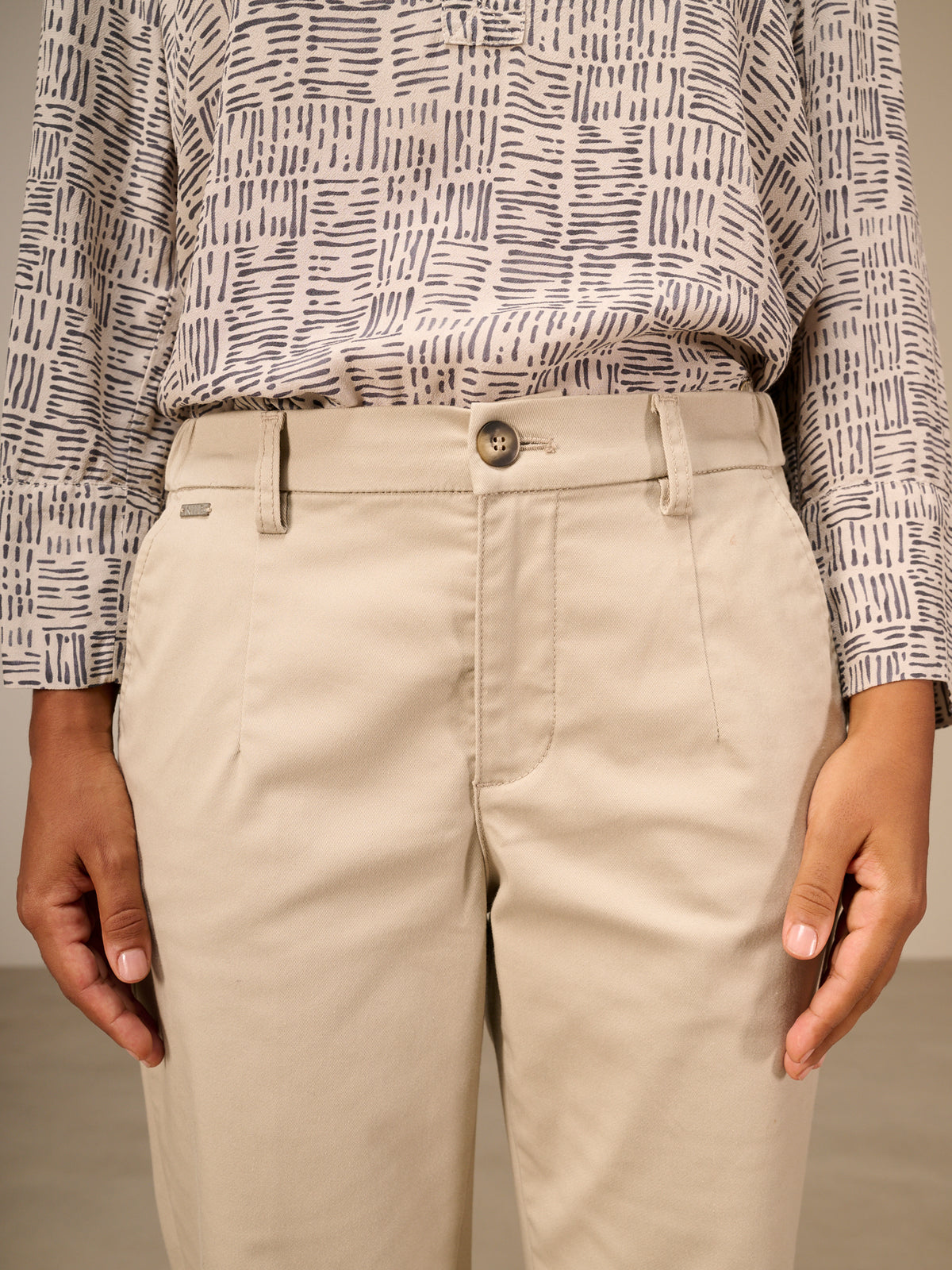 Chinos