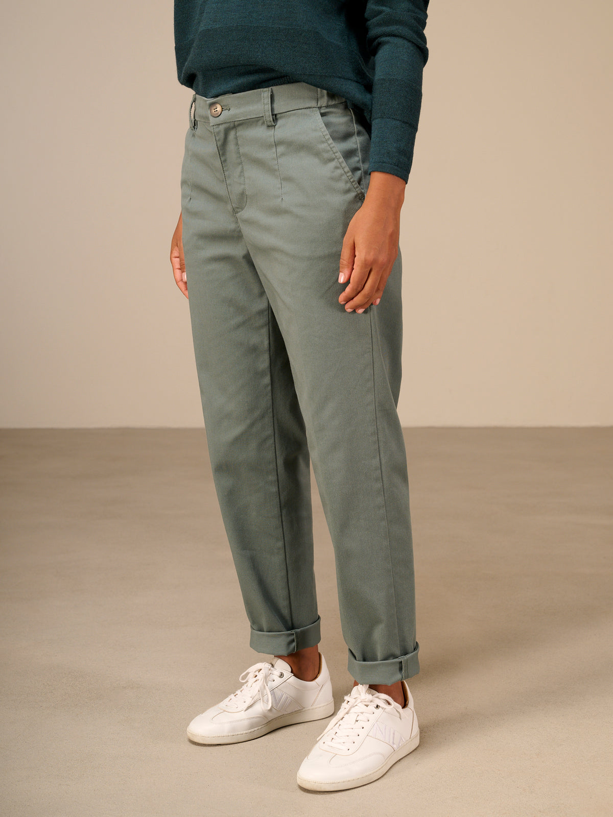 Chinos